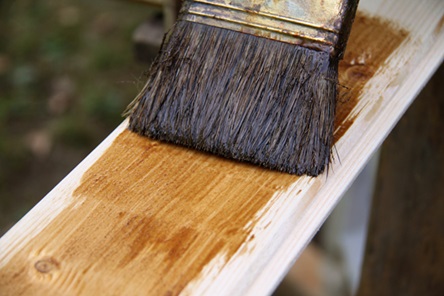 Application lasure sur bois extérieurs