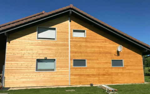 Maison avec bardage en bois
